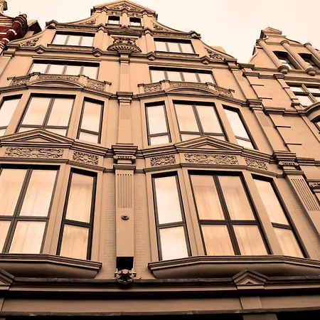 London Kings Hotel